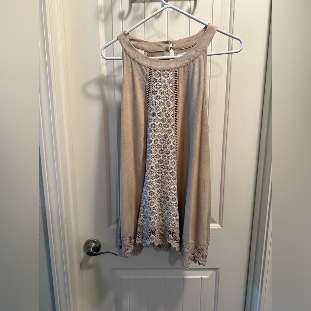 Maurice’s 1x sleeveless top